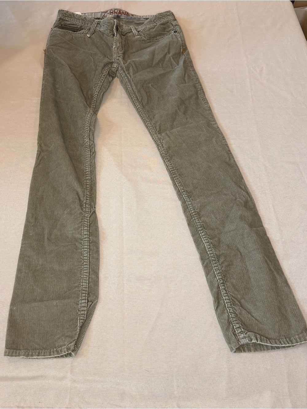 Women’s Olive Corduroy Straight-Leg Pants